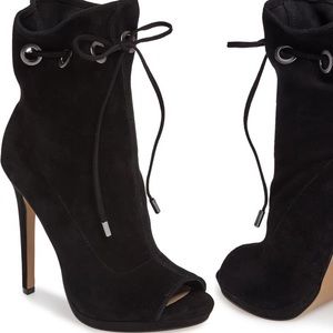 Steve Madden ‘Cavalier’ open toe booties